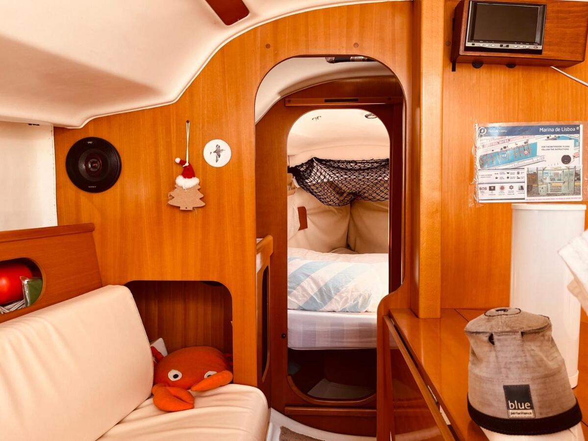 ホテル Surfbird Cozy Sailboat Escape リスボン エクステリア 写真